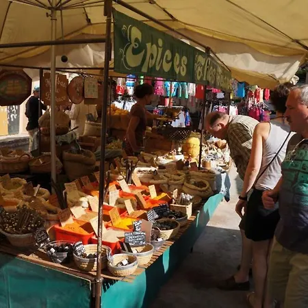 Centre Ville, Calme, Clim Appartamento